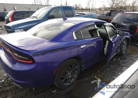 2018 Dodge Charger Gt Awd z USA, uszkodzony, nr VIN 2C3CDXJG0JH316456